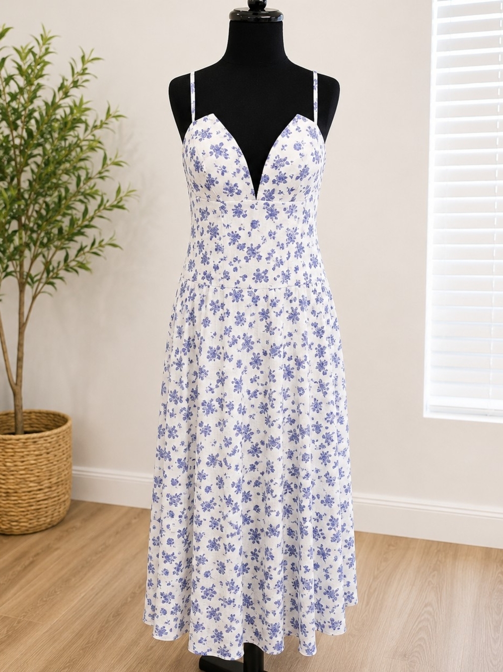 Floral Spaghetti-Strap Midi Dress in White and Blue